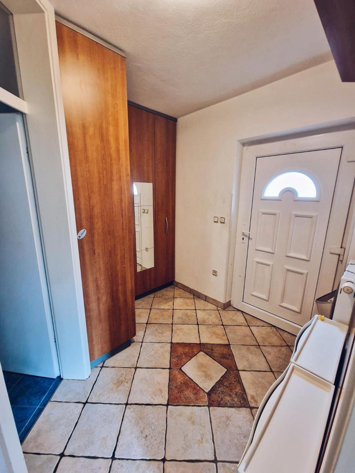 Apartments Ivanovic Idrija Eksteriør billede